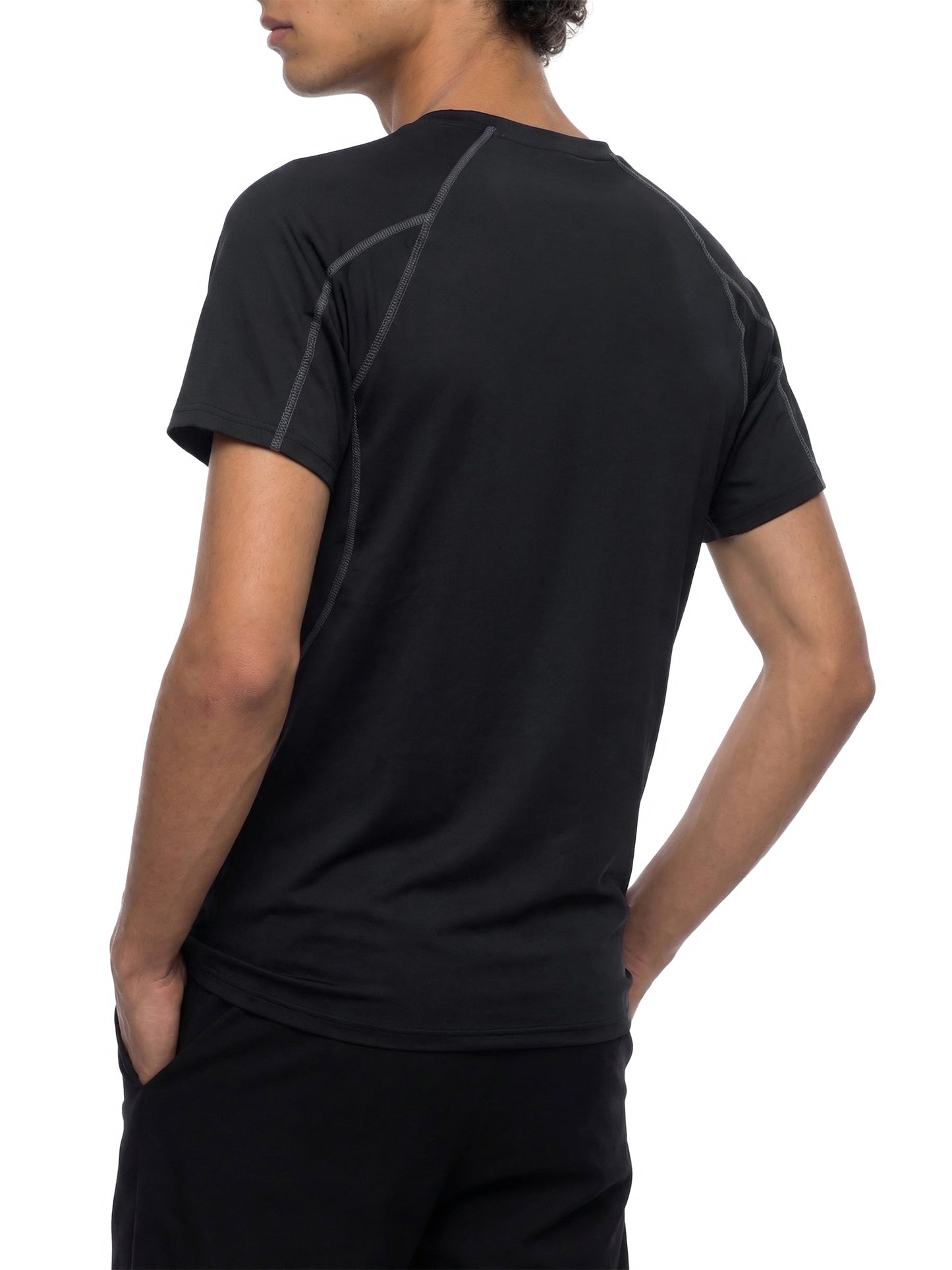 Performance-Kontrastnaht-T-Shirt