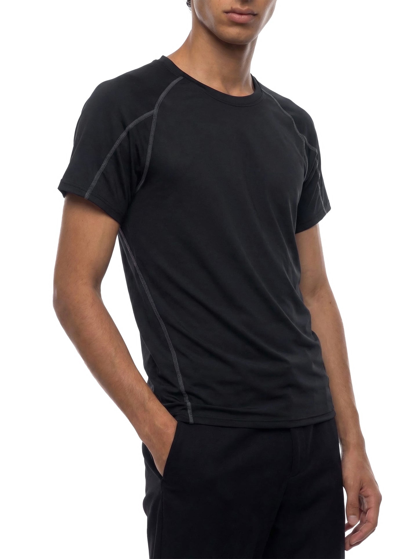 Performance-Kontrastnaht-T-Shirt